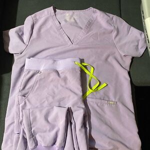 FIGS lavender dew scrub set size XXL